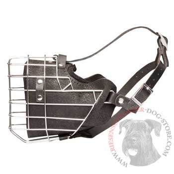 Leather Basket Riesenschnauzer Muzzle