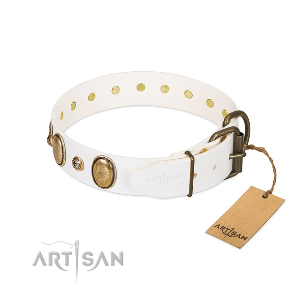 Comfortable wearing genuine leather dog collar