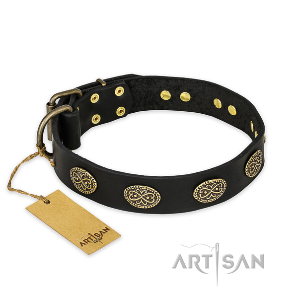 Best quality natural genuine leather dog collar with rust resistant fittings