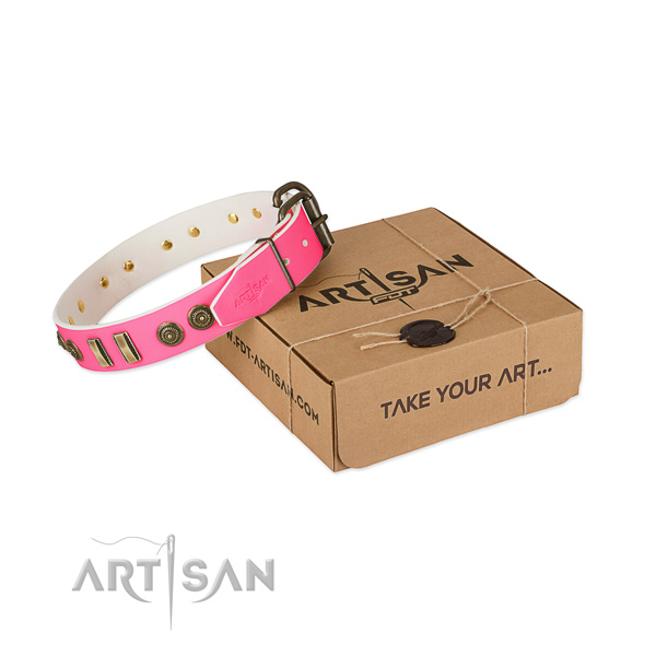 Strong D-ring on natural leather dog collar for your pet