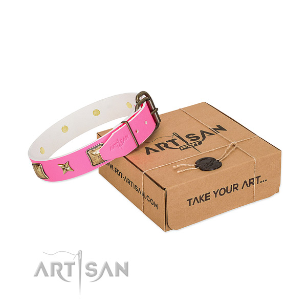 Durable D-ring on full grain natural leather dog collar for handy use